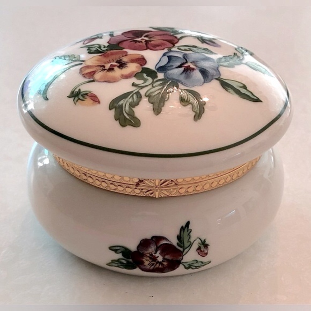 PartyLite Porcelain Round Jewelry Trinket Box